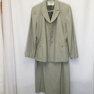 Kasper ASL Skirt Suit Petite size 8